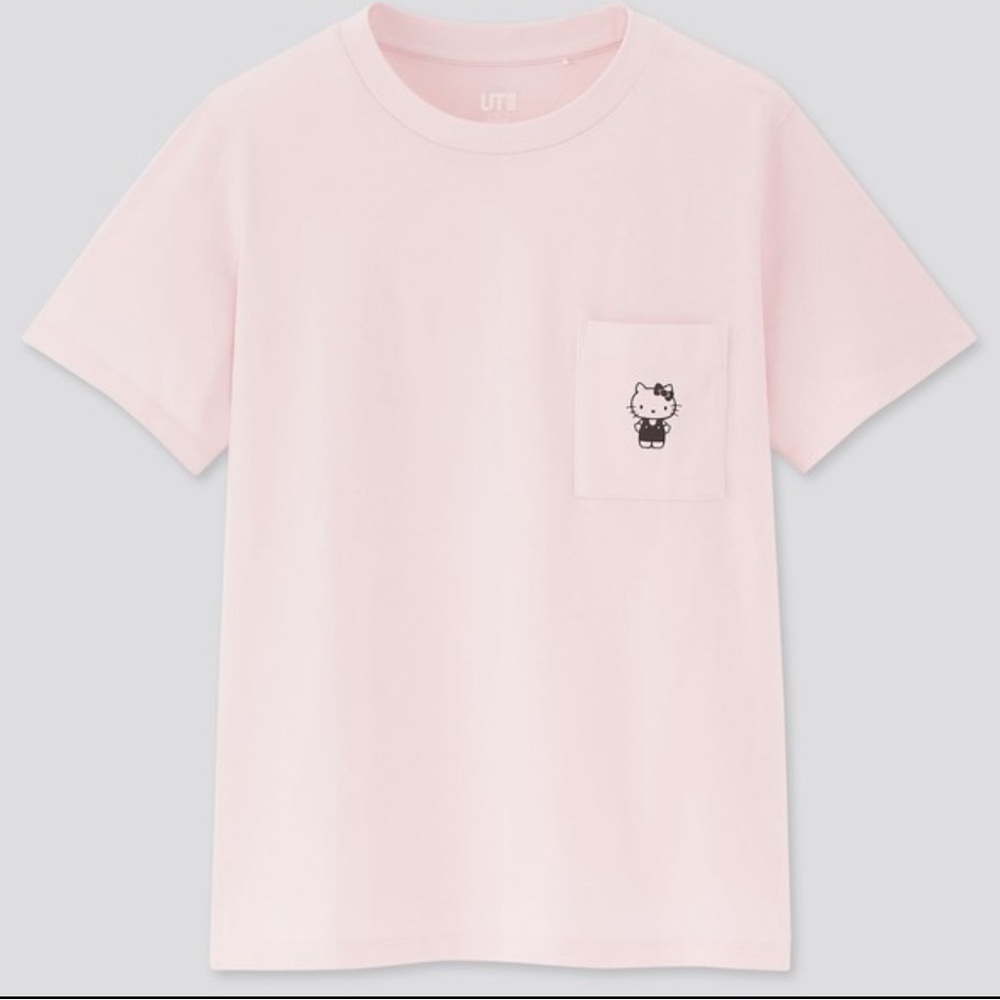 Uniqlo T-Shirt Short Sleeves with Hello Kitty in Very Light Pink Cotton. Sz M
